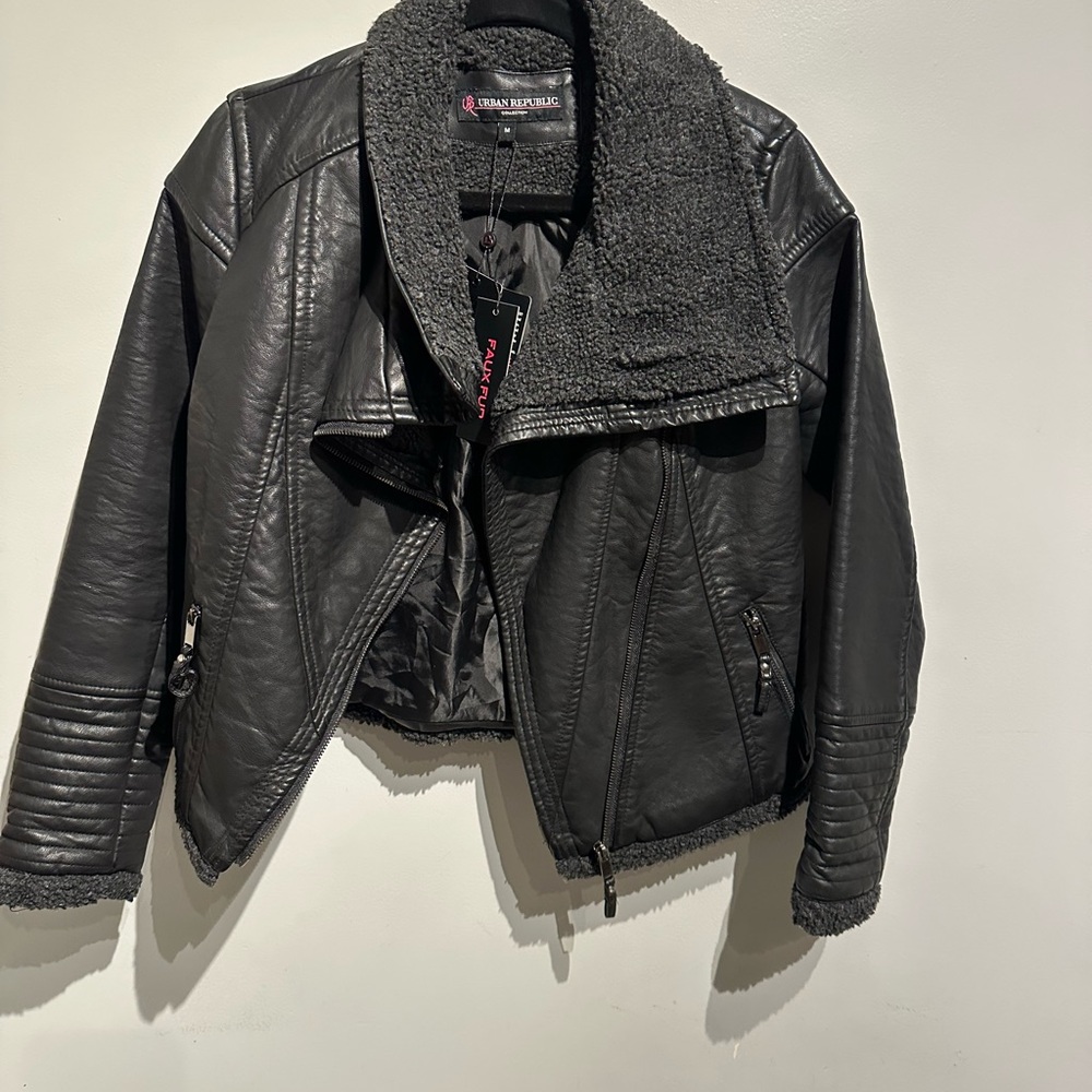 Urban Republic Black Shearling Jacket - Picture 10 of 10